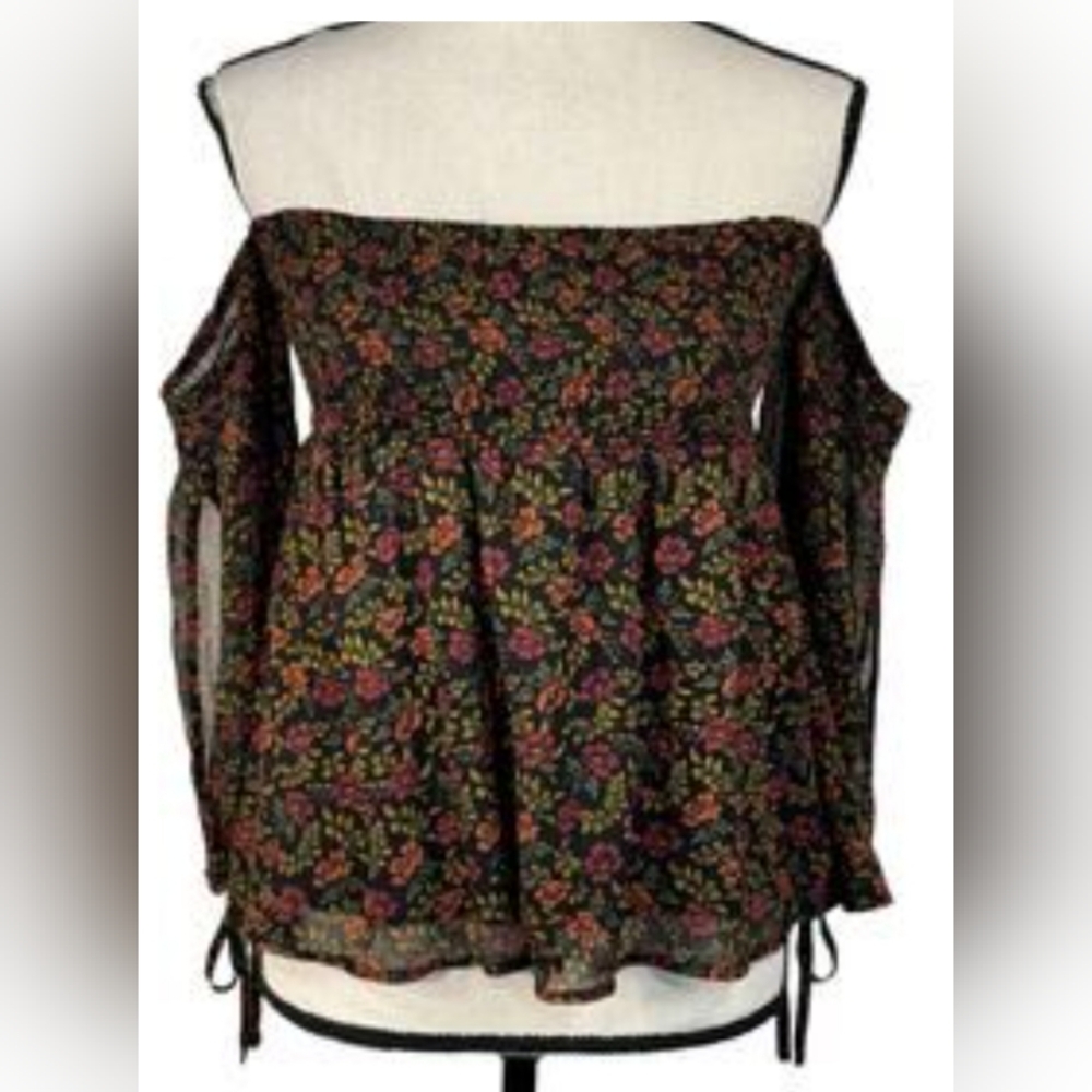 American Eagle Women’s Top S BoHo Black Floral Off The Shoulder Smocked Lined